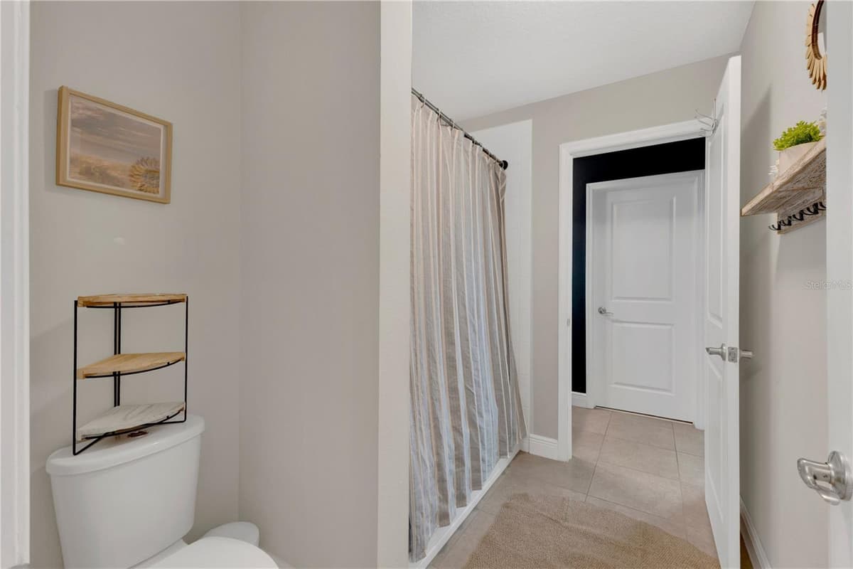5233 VILLA ROSA AVENUE — photo 30 of 47