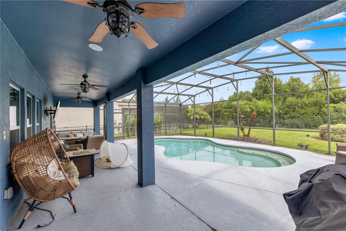 5233 VILLA ROSA AVENUE — photo 3 of 47
