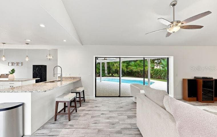 13904 HAYWARD PLACE — photo 13 of 45