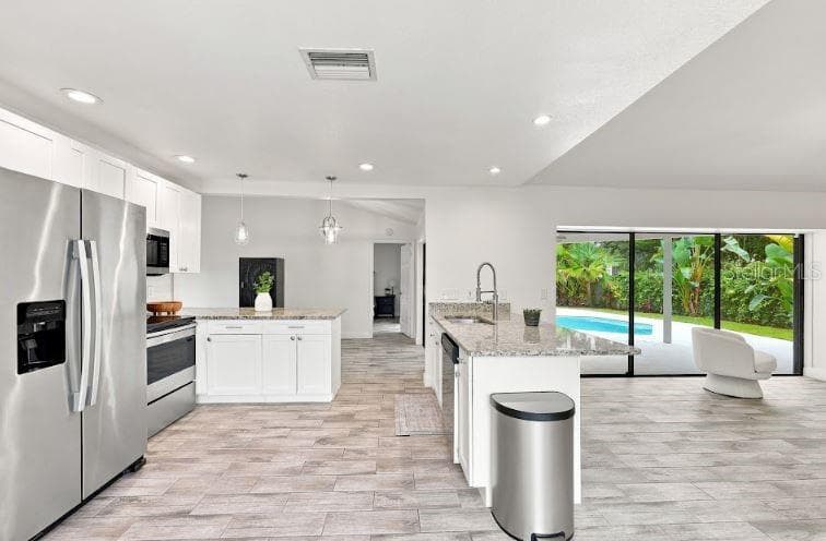 13904 HAYWARD PLACE — photo 12 of 45