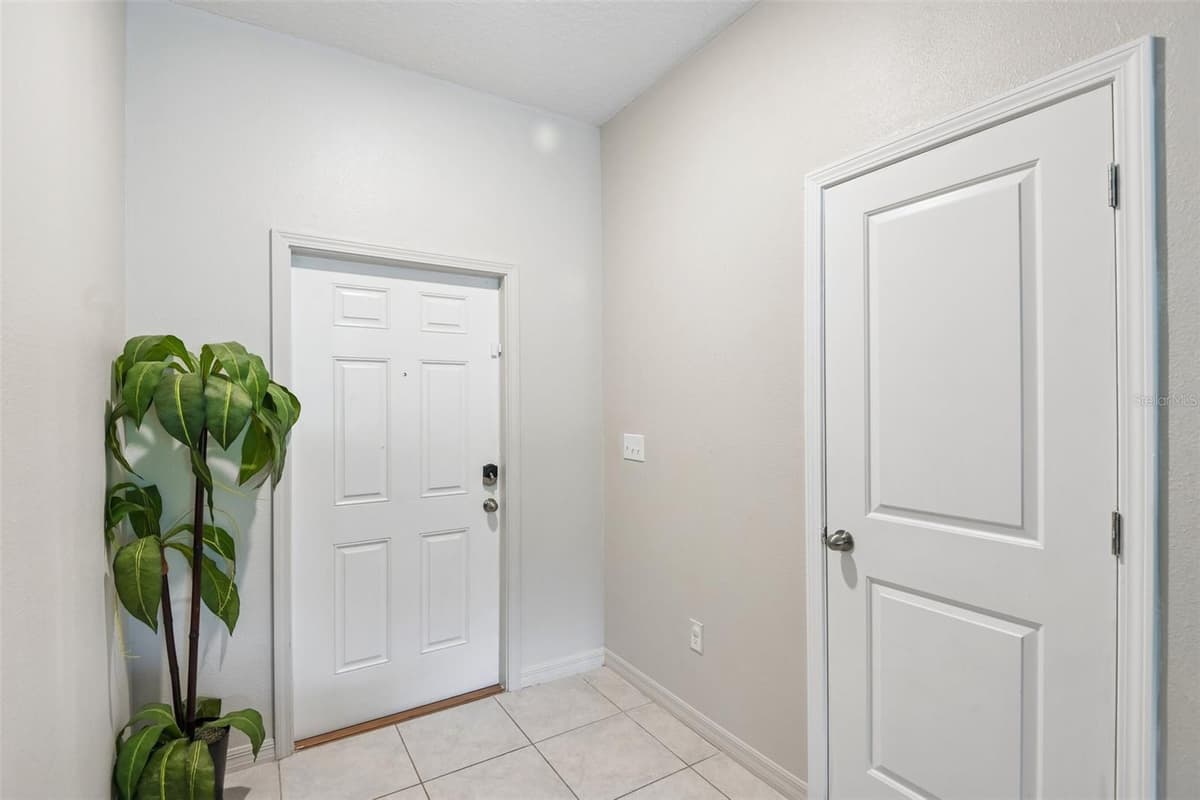 11705 CASTINE STREET — photo 14 of 56