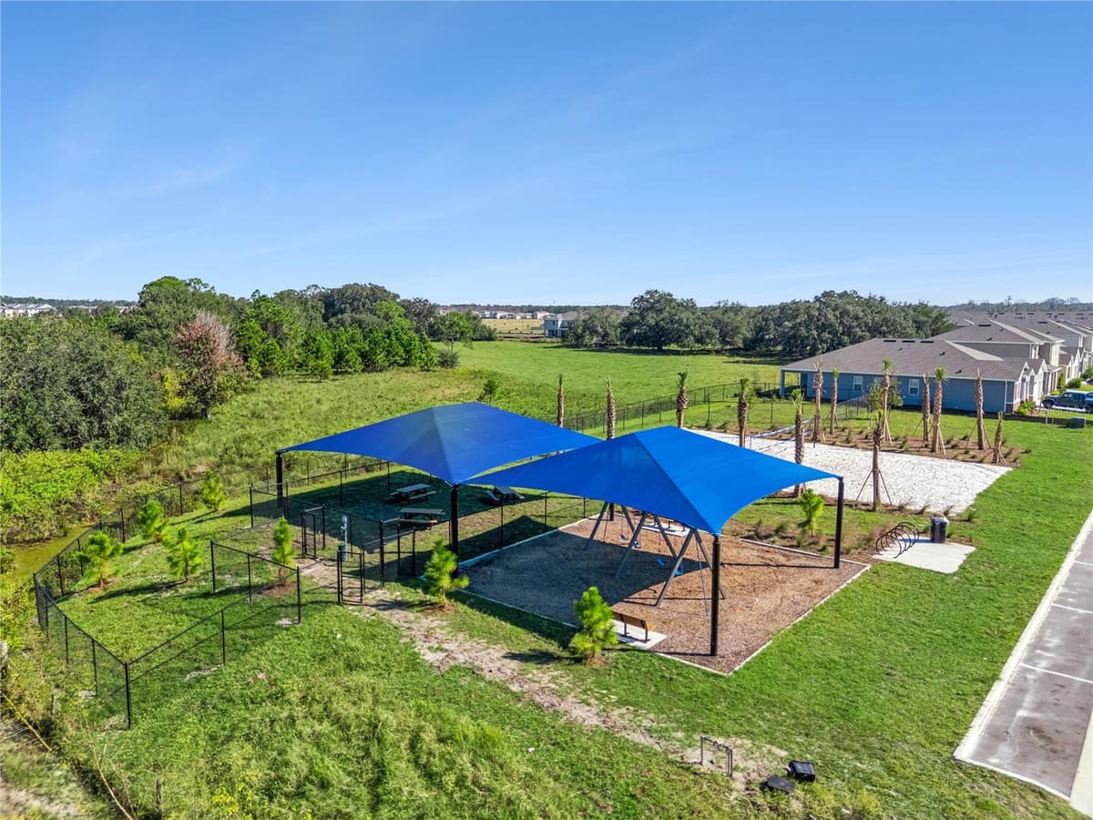 288 PRESTON COVE DRIVE — photo 17 of 36