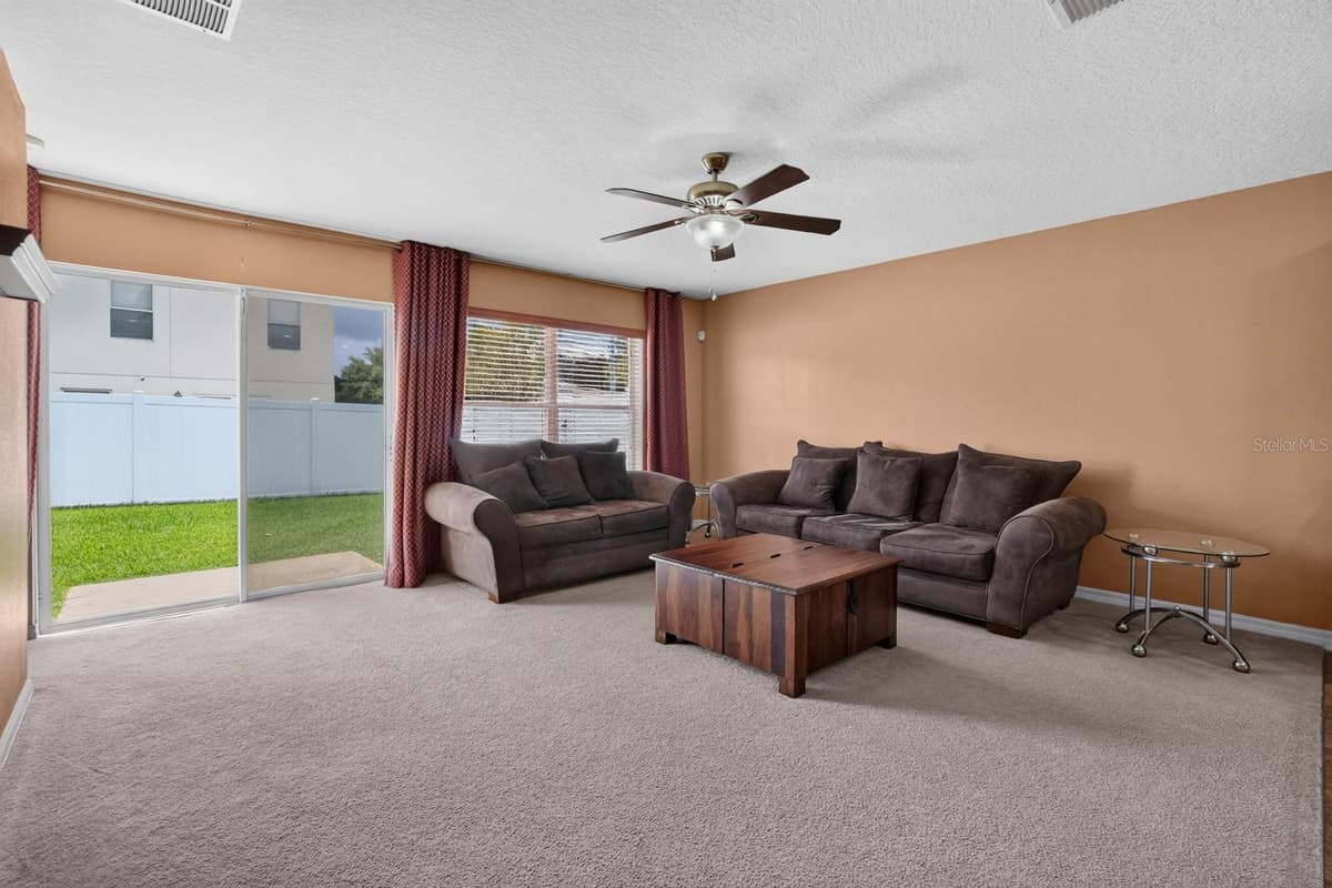 2501 BULLION LOOP — photo 12 of 30