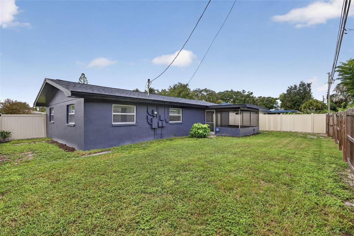 1748 GREENLEA DRIVE — photo 46 of 57