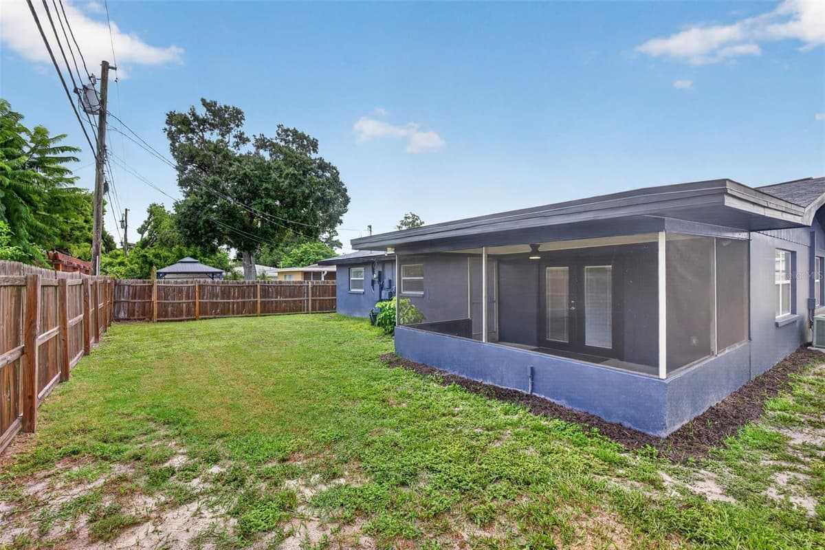 1748 GREENLEA DRIVE — photo 45 of 57