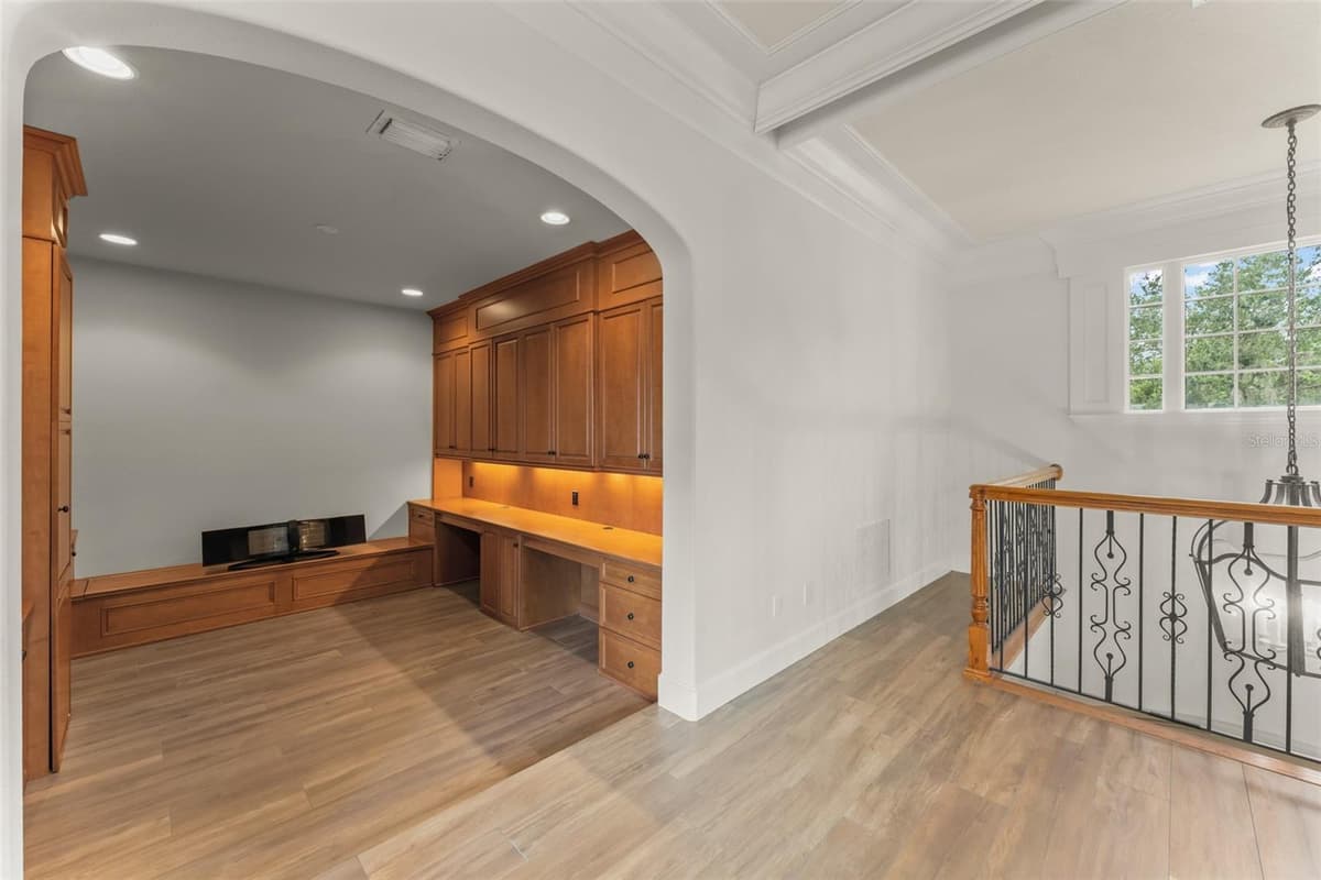 6055 LOUISE COVE DRIVE — photo 45 of 79
