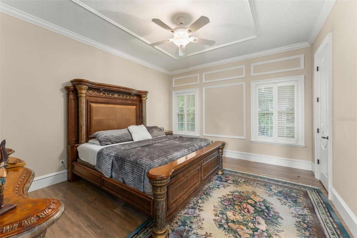 6055 LOUISE COVE DRIVE — photo 38 of 79