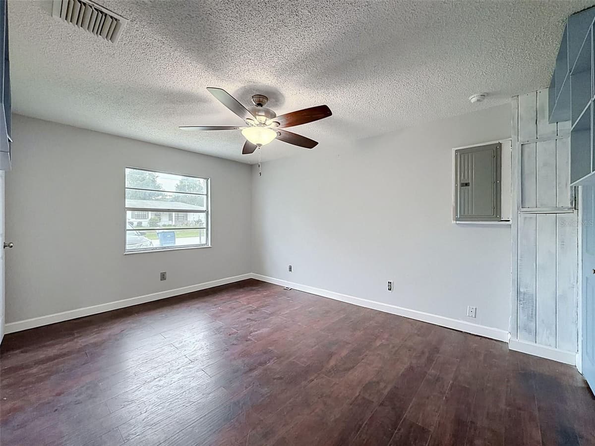 6376 CAMMIE STREET — photo 36 of 81