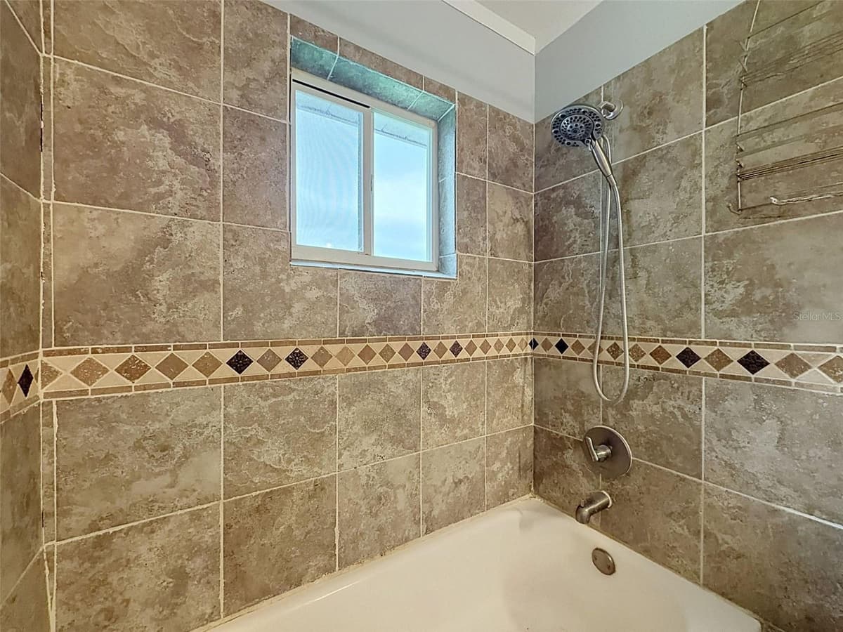 6376 CAMMIE STREET — photo 33 of 81