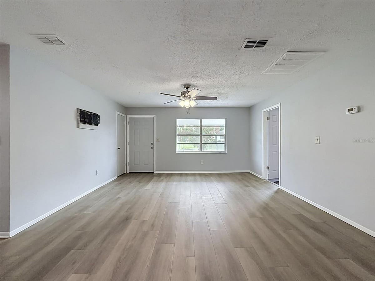 6376 CAMMIE STREET — photo 16 of 81