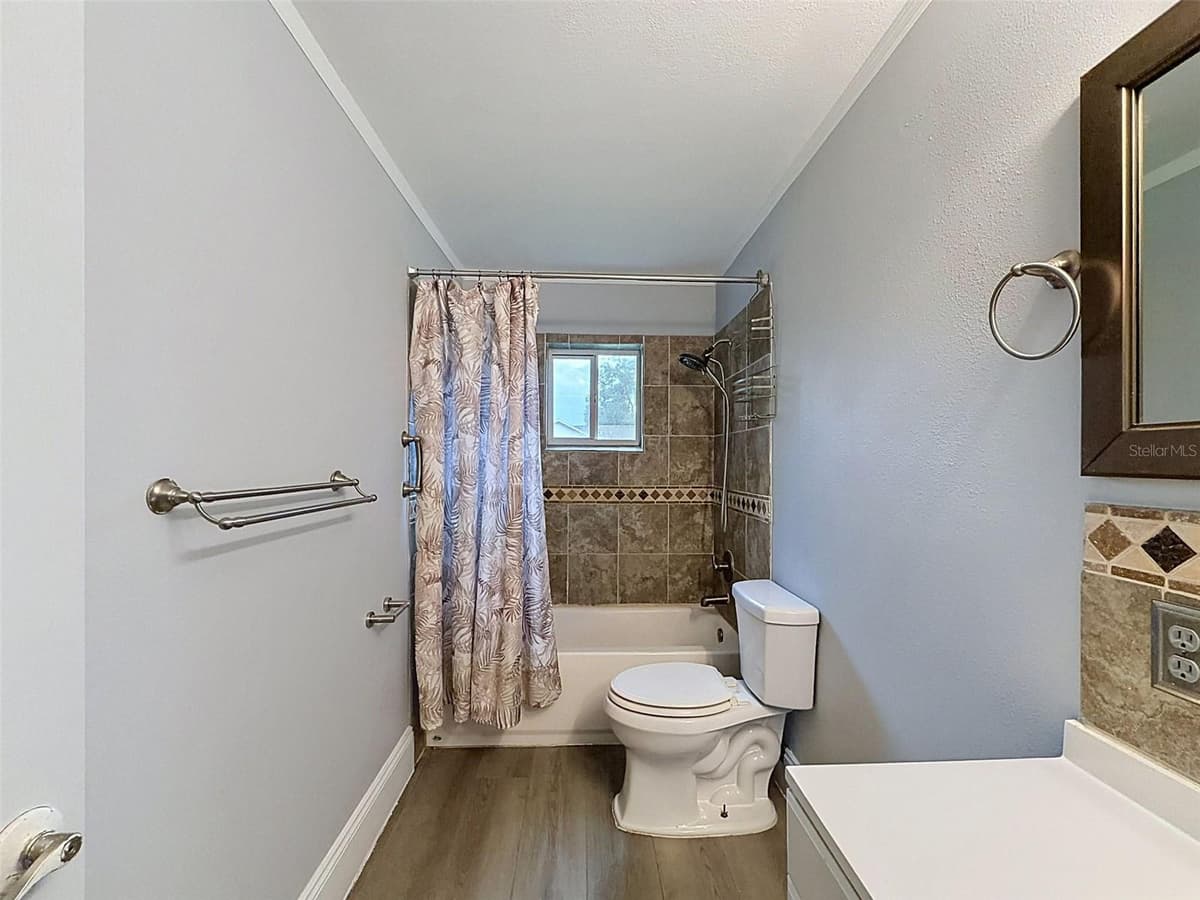 6376 CAMMIE STREET — photo 31 of 81
