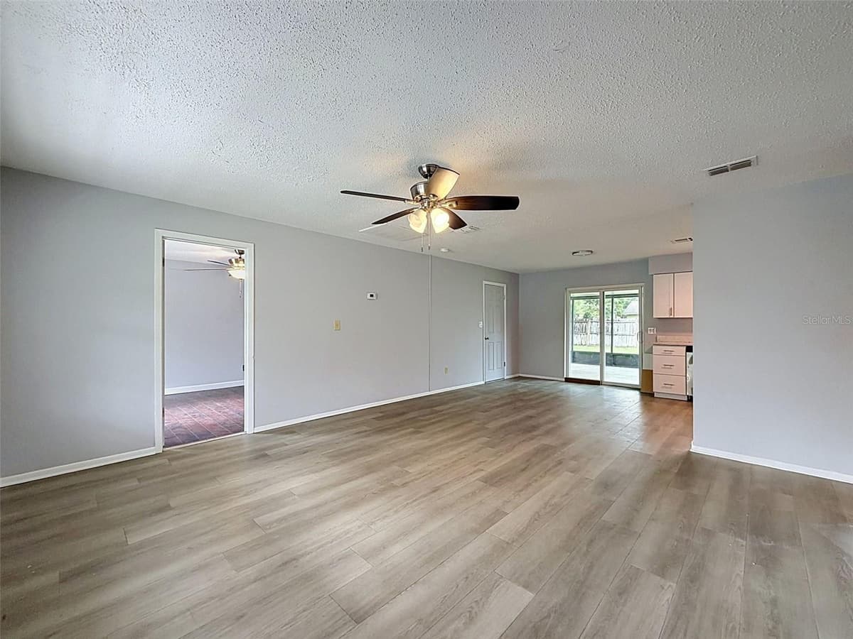 6376 CAMMIE STREET — photo 12 of 81