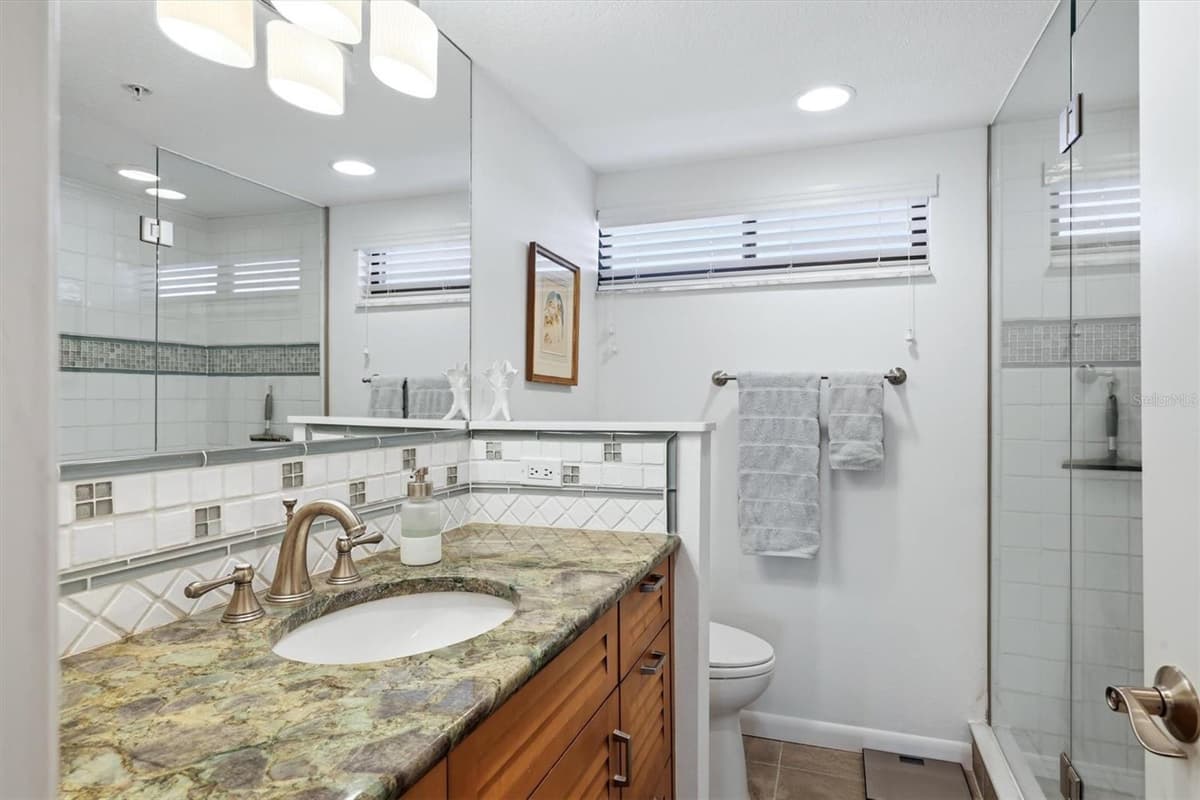 4545 GULF OF MEXICO DRIVE — photo 21 of 36