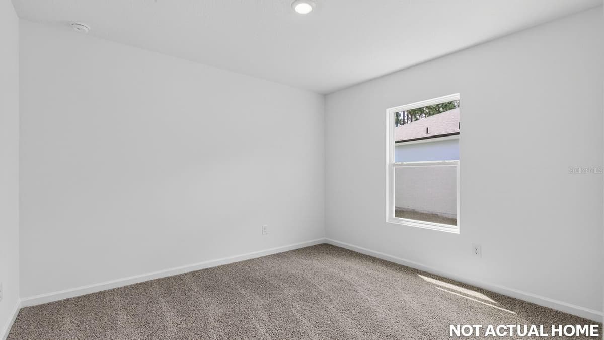 244 HAWTHORN AVENUE — photo 27 of 37