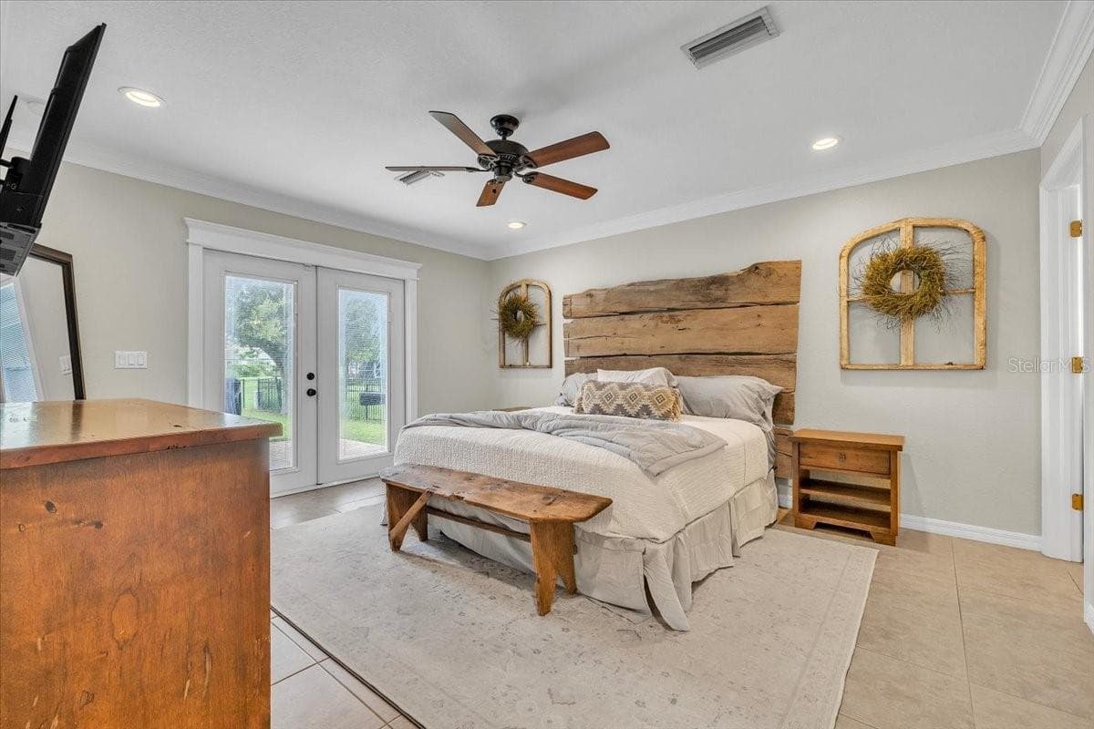25435 AREQUIPA DRIVE — photo 14 of 39