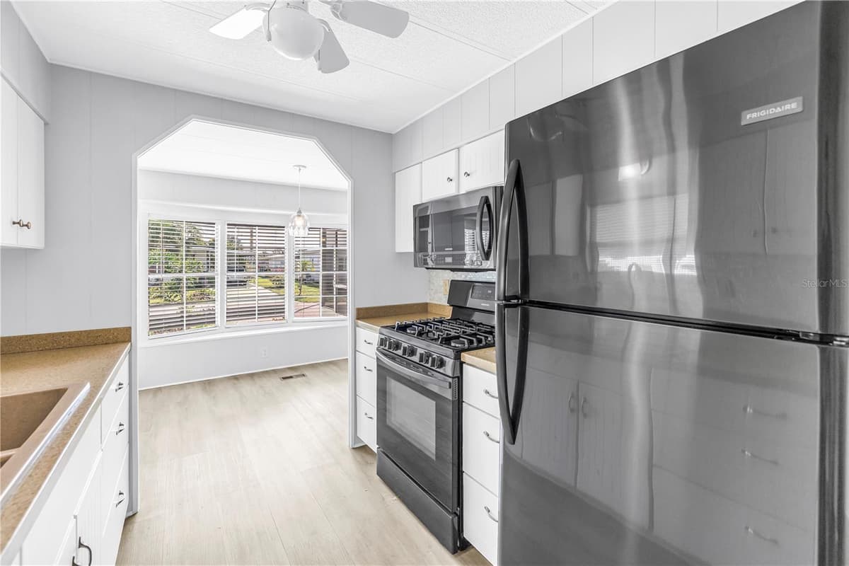 5113 RANCHO AVENUE — photo 14 of 52