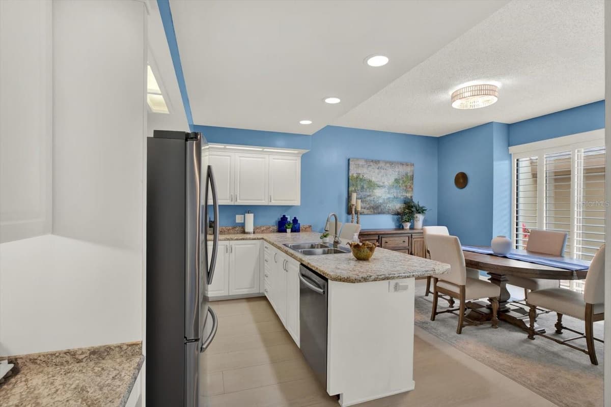 3090 LANDMARK BOULEVARD — photo 6 of 34