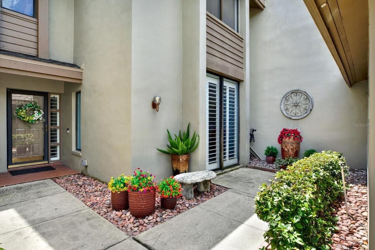 3090 LANDMARK BOULEVARD — photo 3 of 34