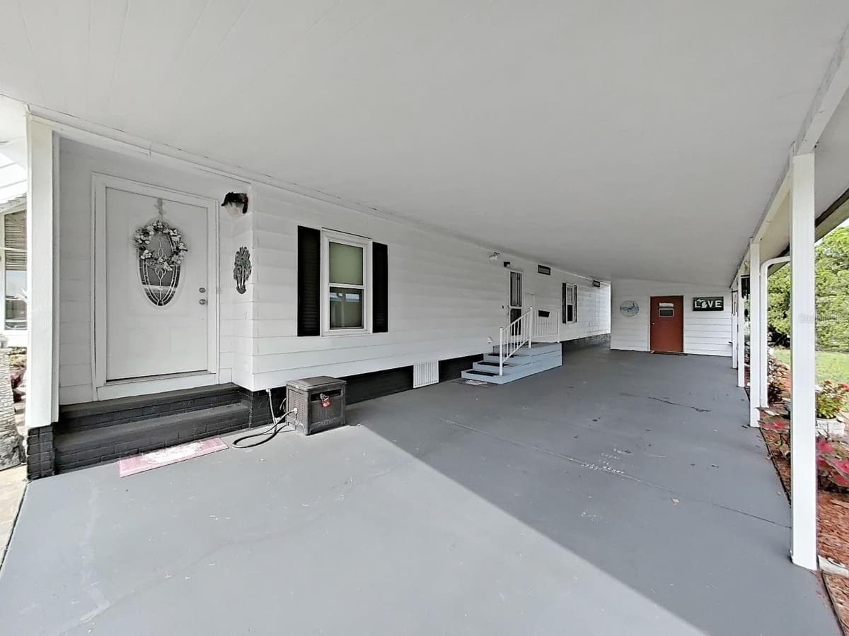 5022 FOXWOOD BLVD — photo 8 of 47