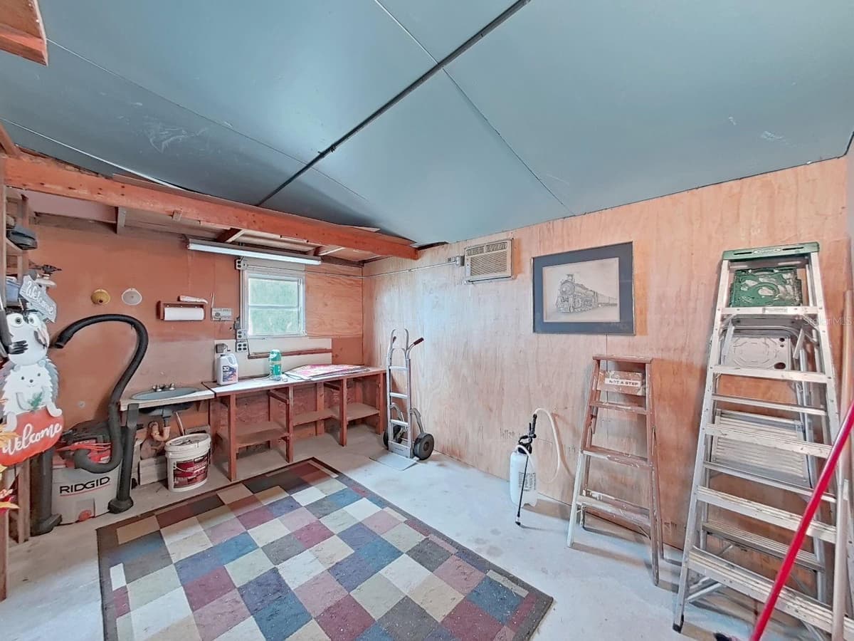5022 FOXWOOD BLVD — photo 39 of 47