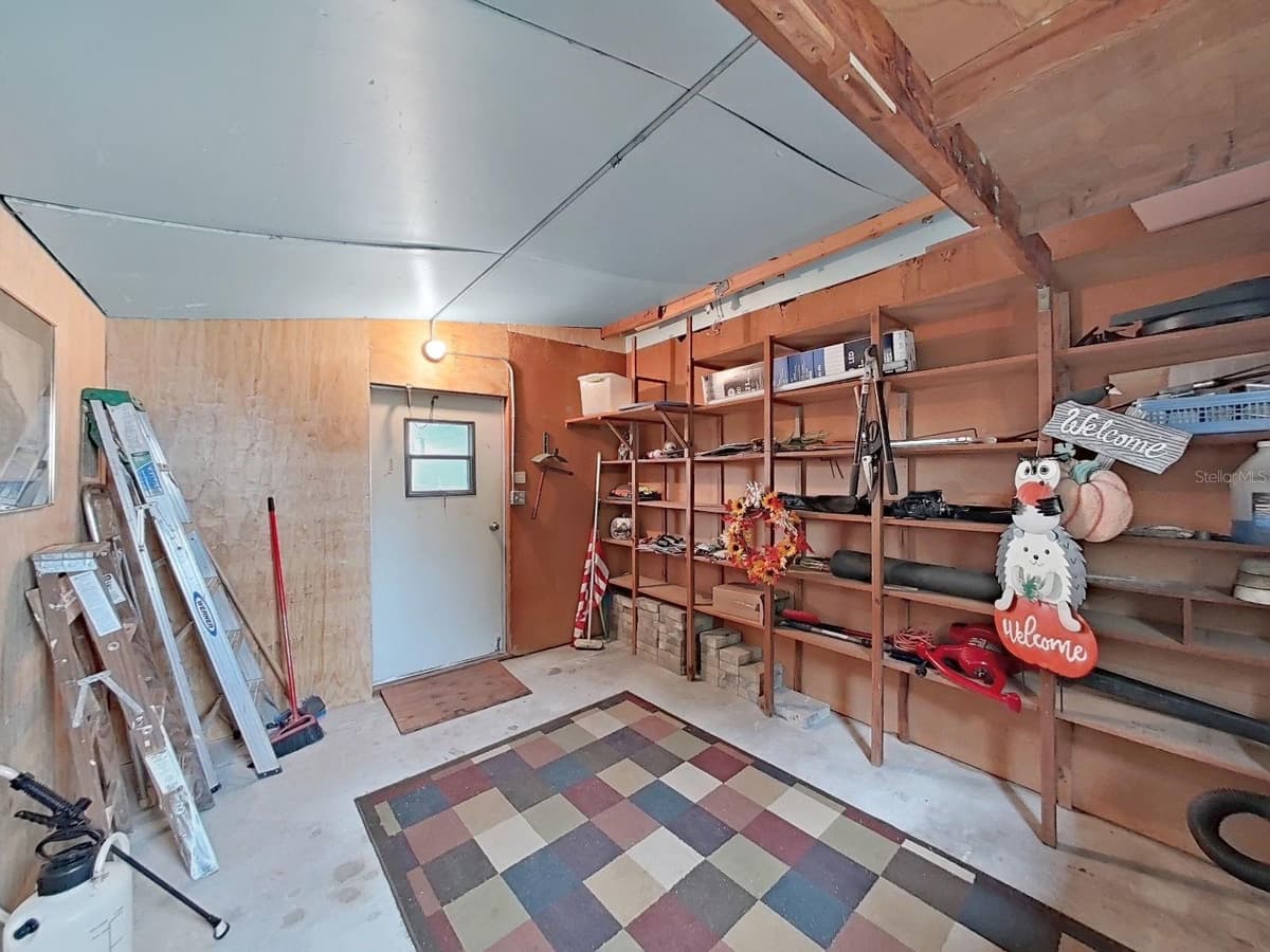 5022 FOXWOOD BLVD — photo 40 of 47