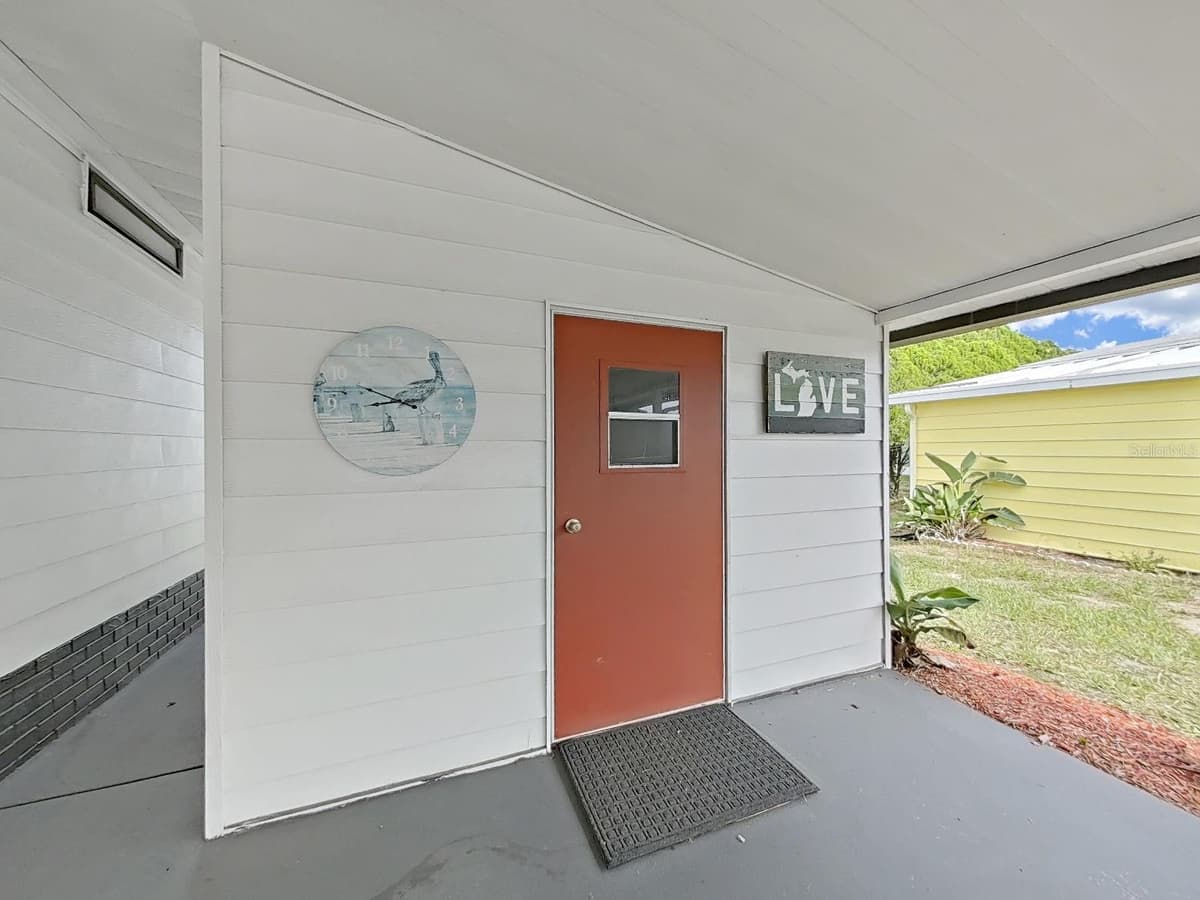 5022 FOXWOOD BLVD — photo 38 of 47