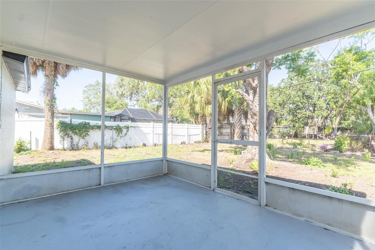 6304 FLORIDA CIRCLE — photo 23 of 25