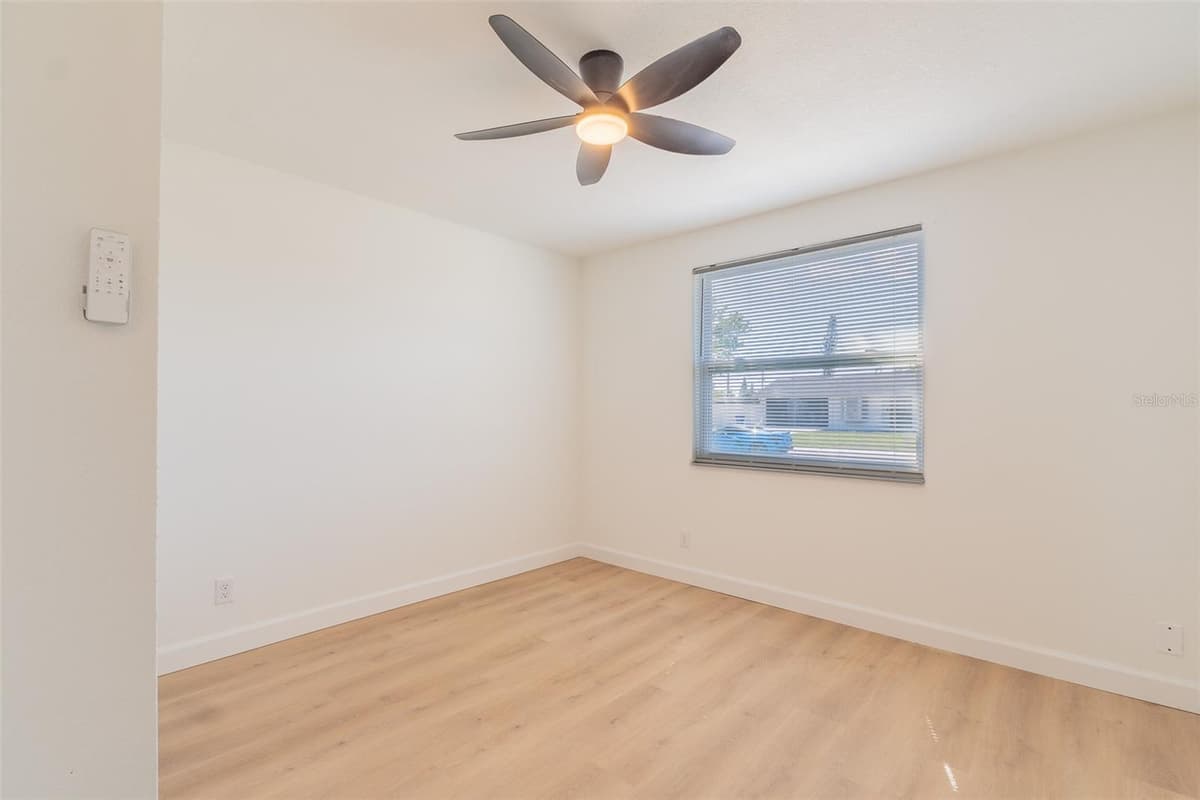 6304 FLORIDA CIRCLE — photo 15 of 25