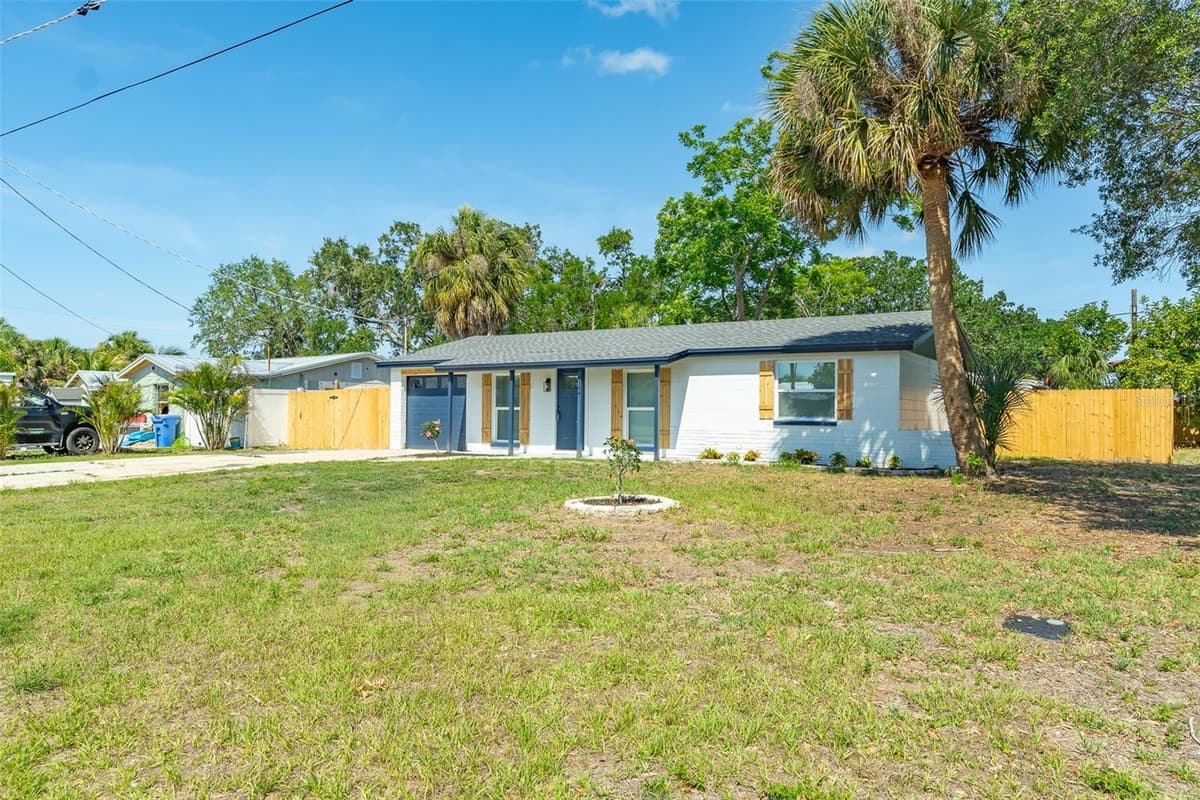 6304 FLORIDA CIRCLE — photo 3 of 25