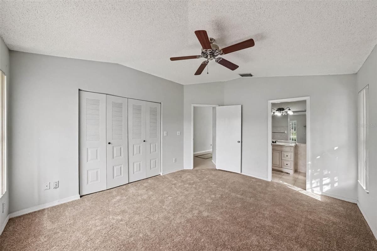 888 FRANKLIN CIRCLE — photo 15 of 26