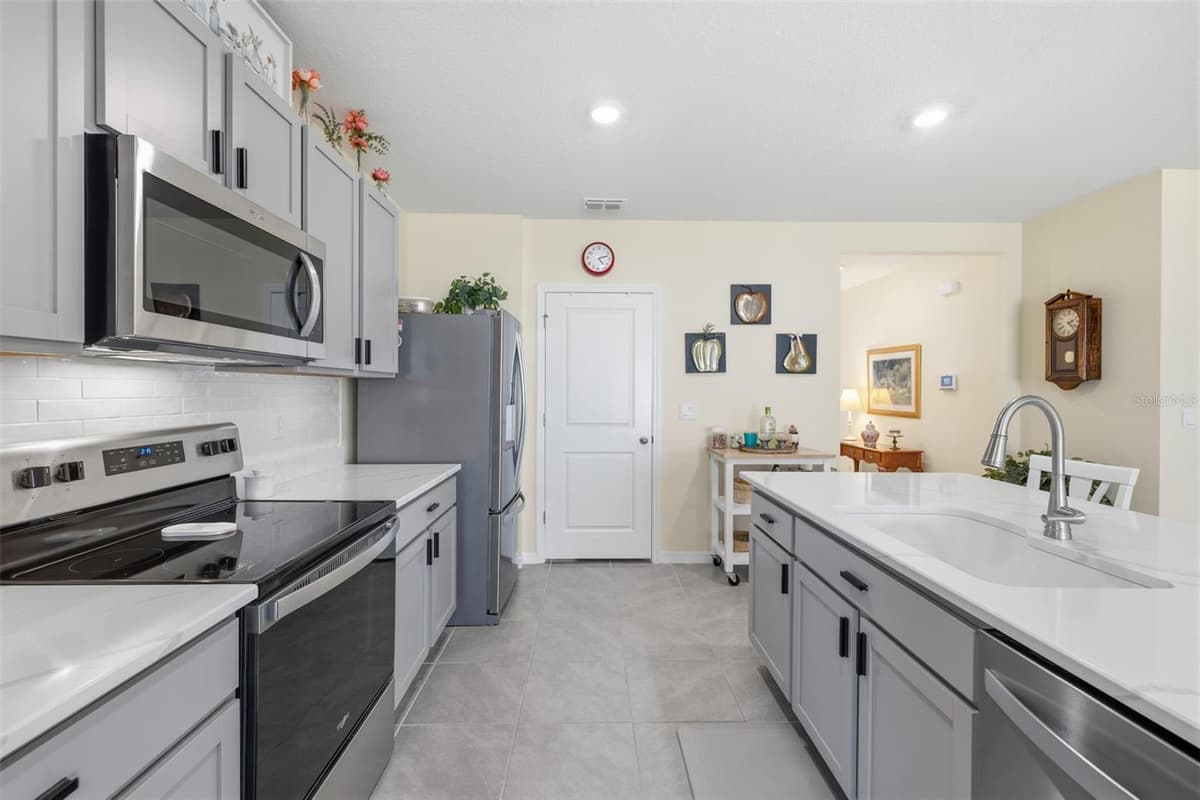 33731 HAMILTON HILL LANE — photo 14 of 59