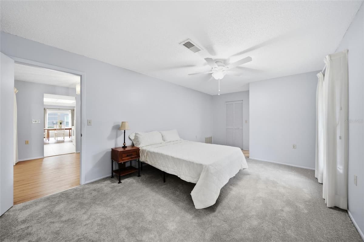 8405 DIVOT WAY — photo 14 of 39