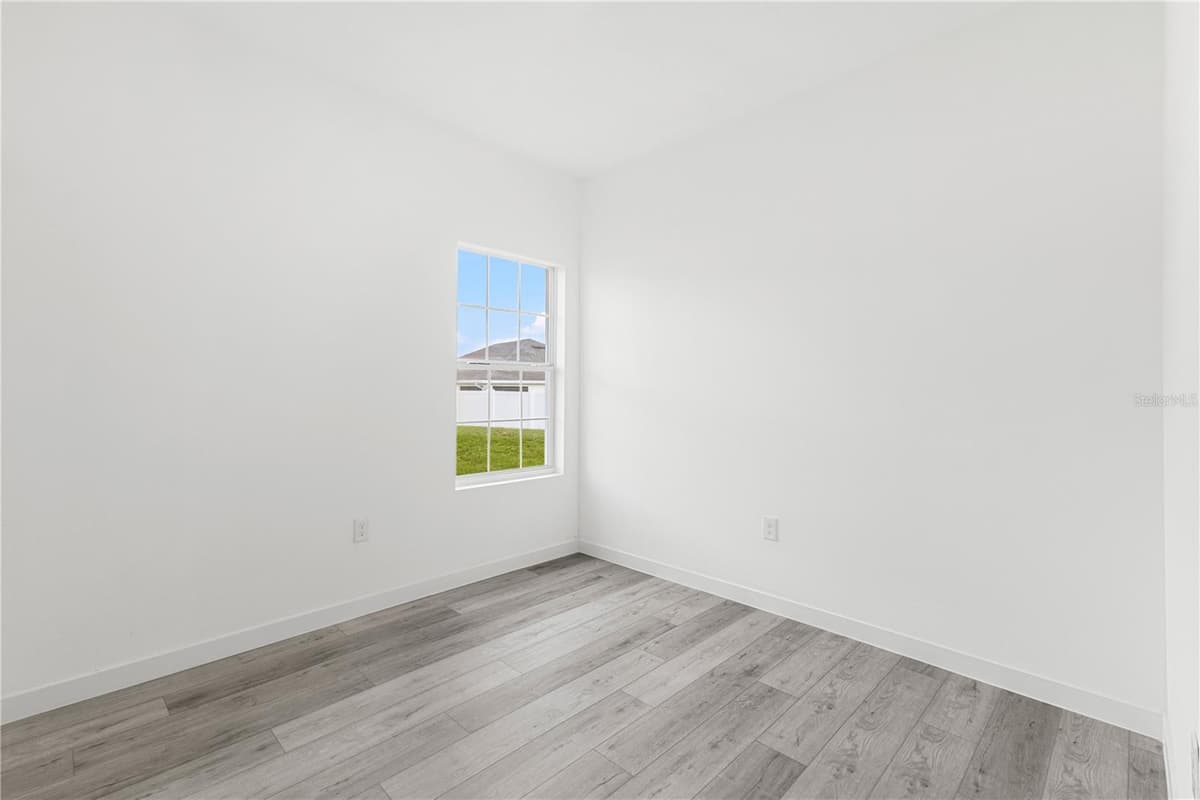 476-474 COLUMBIA COURT — photo 19 of 27