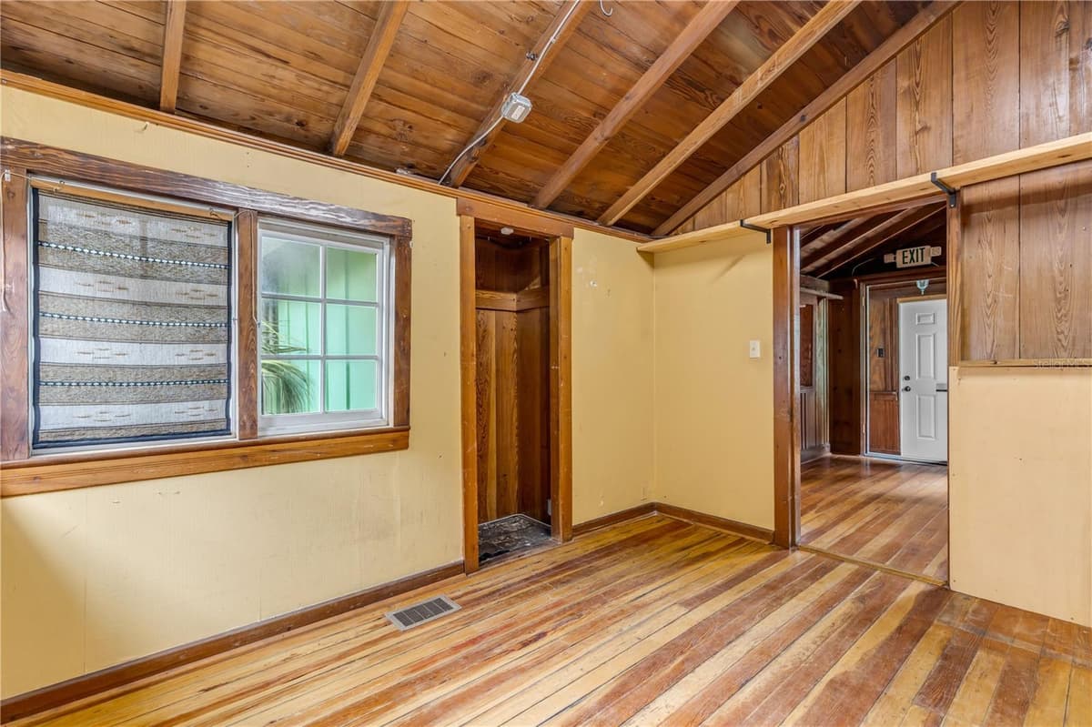 304 FLAGLER AVENUE — photo 25 of 58