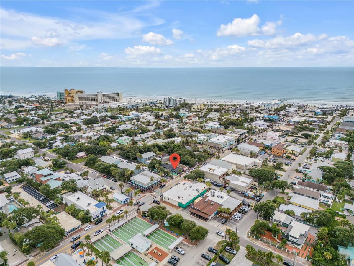 304 FLAGLER AVENUE — photo 3 of 58