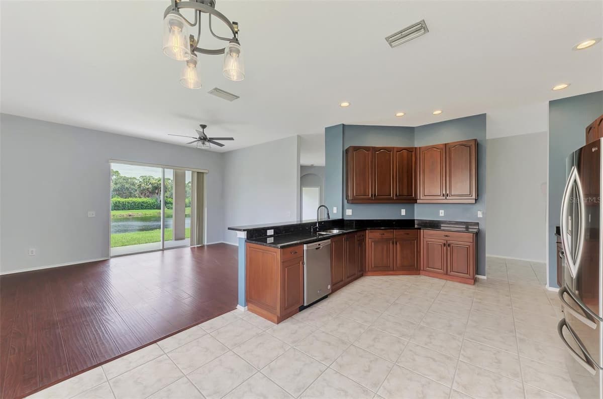 6339 STURBRIDGE COURT — photo 30 of 71