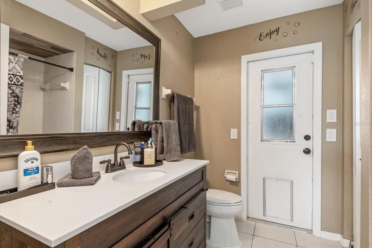 26550 VALPARAISO DRIVE — photo 27 of 52