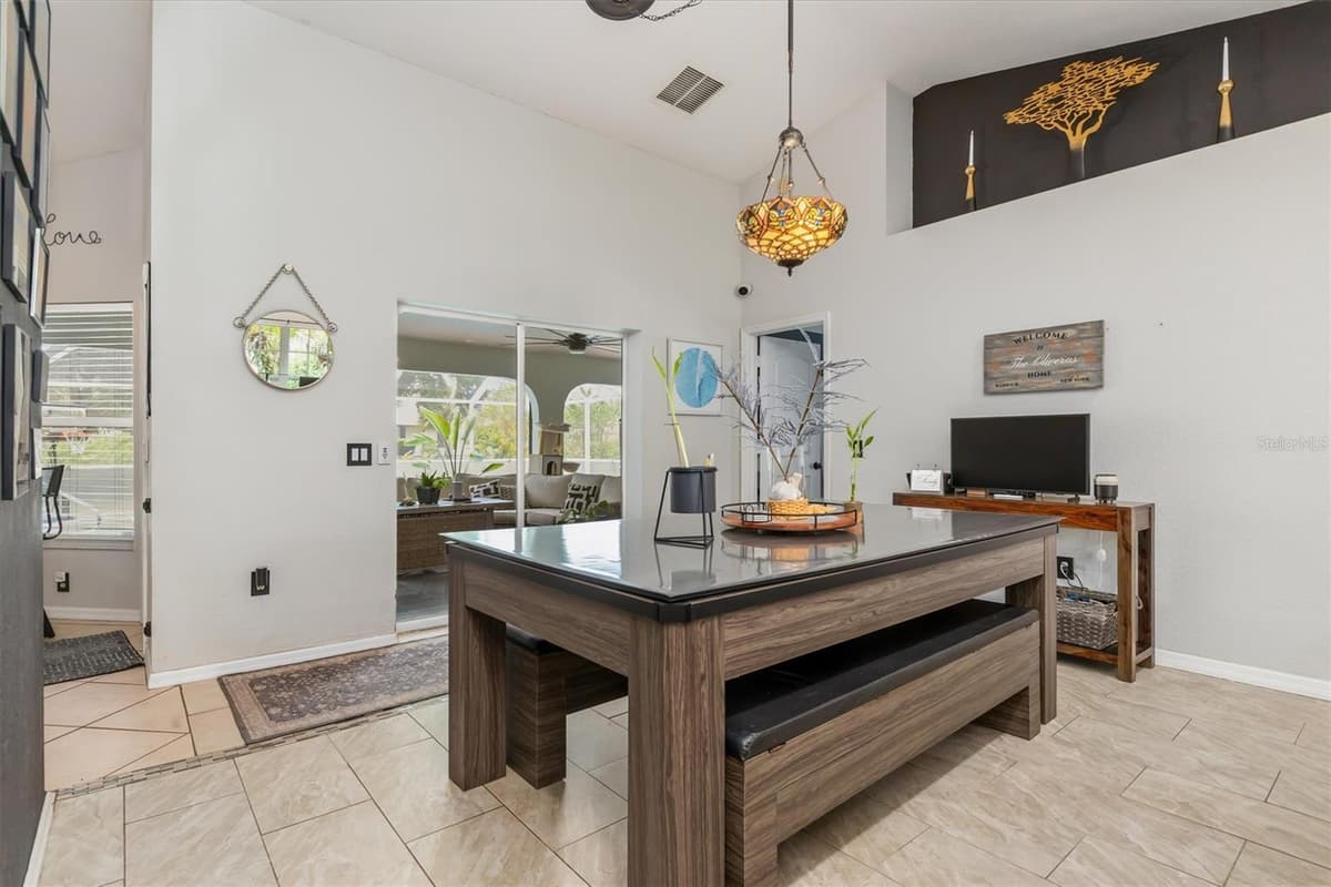 26550 VALPARAISO DRIVE — photo 9 of 52
