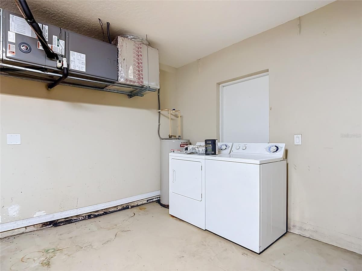4523 BUTTERFLY LANE — photo 45 of 59