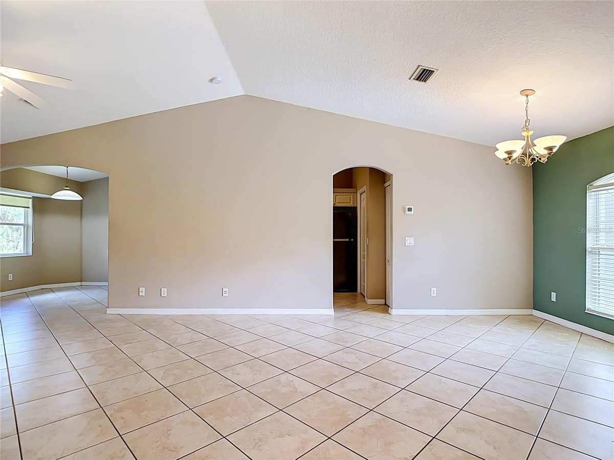 4523 BUTTERFLY LANE — photo 8 of 59