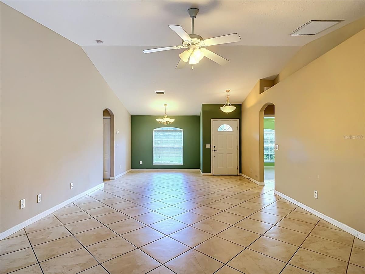 4523 BUTTERFLY LANE — photo 17 of 59