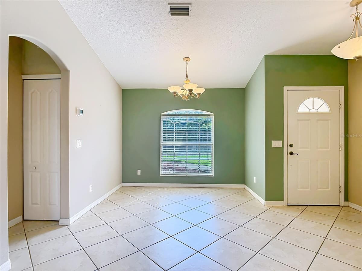 4523 BUTTERFLY LANE — photo 9 of 59