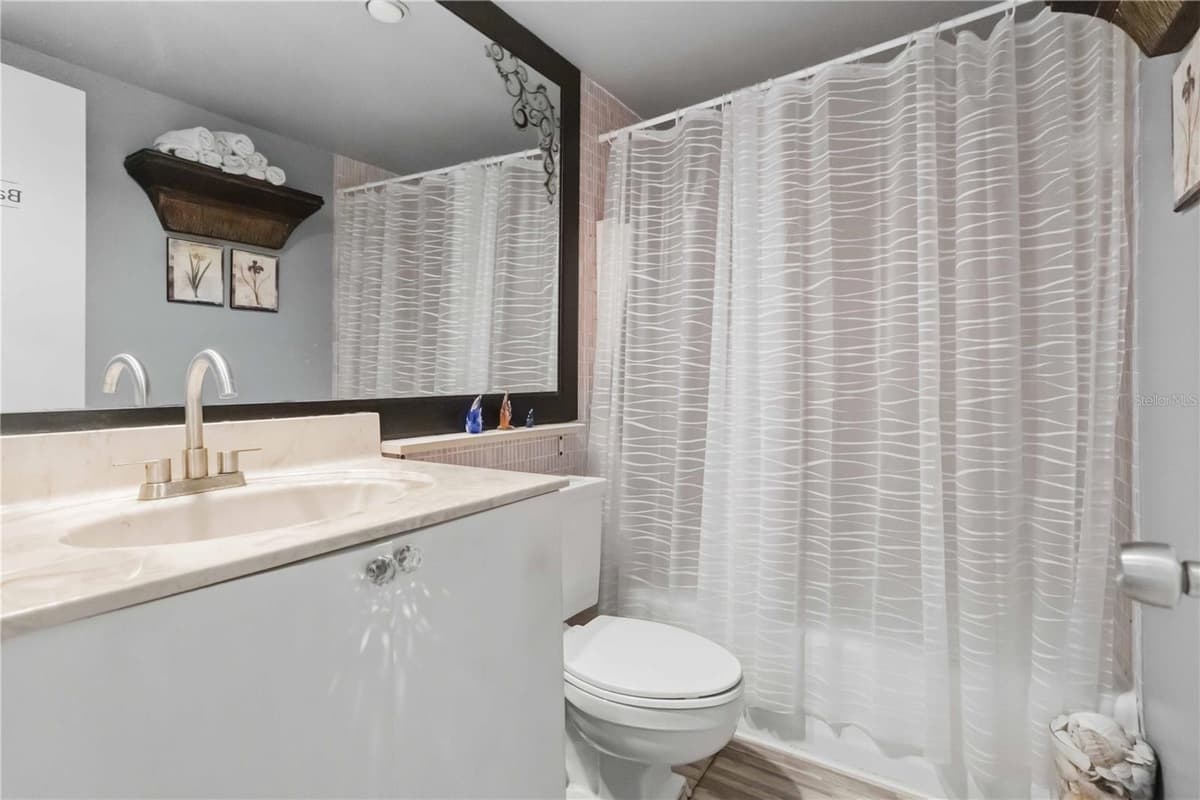 2800 ATLANTIC AVENUE — photo 15 of 21