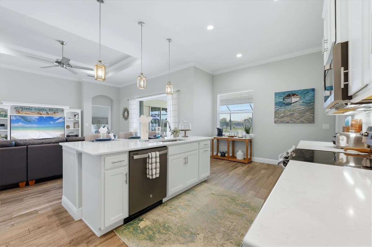 90 BROADMOOR LANE — photo 11 of 46