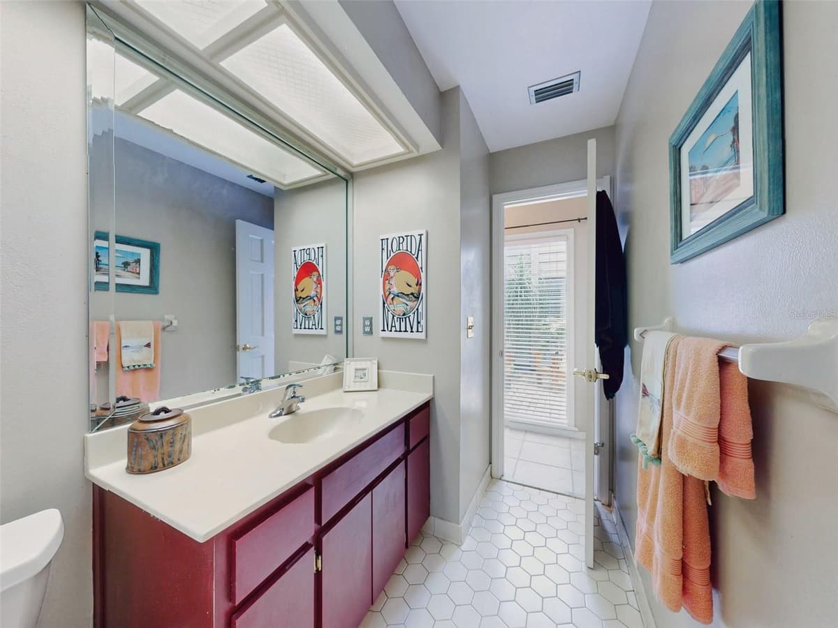 102 COUNTRY PLACE — photo 49 of 63