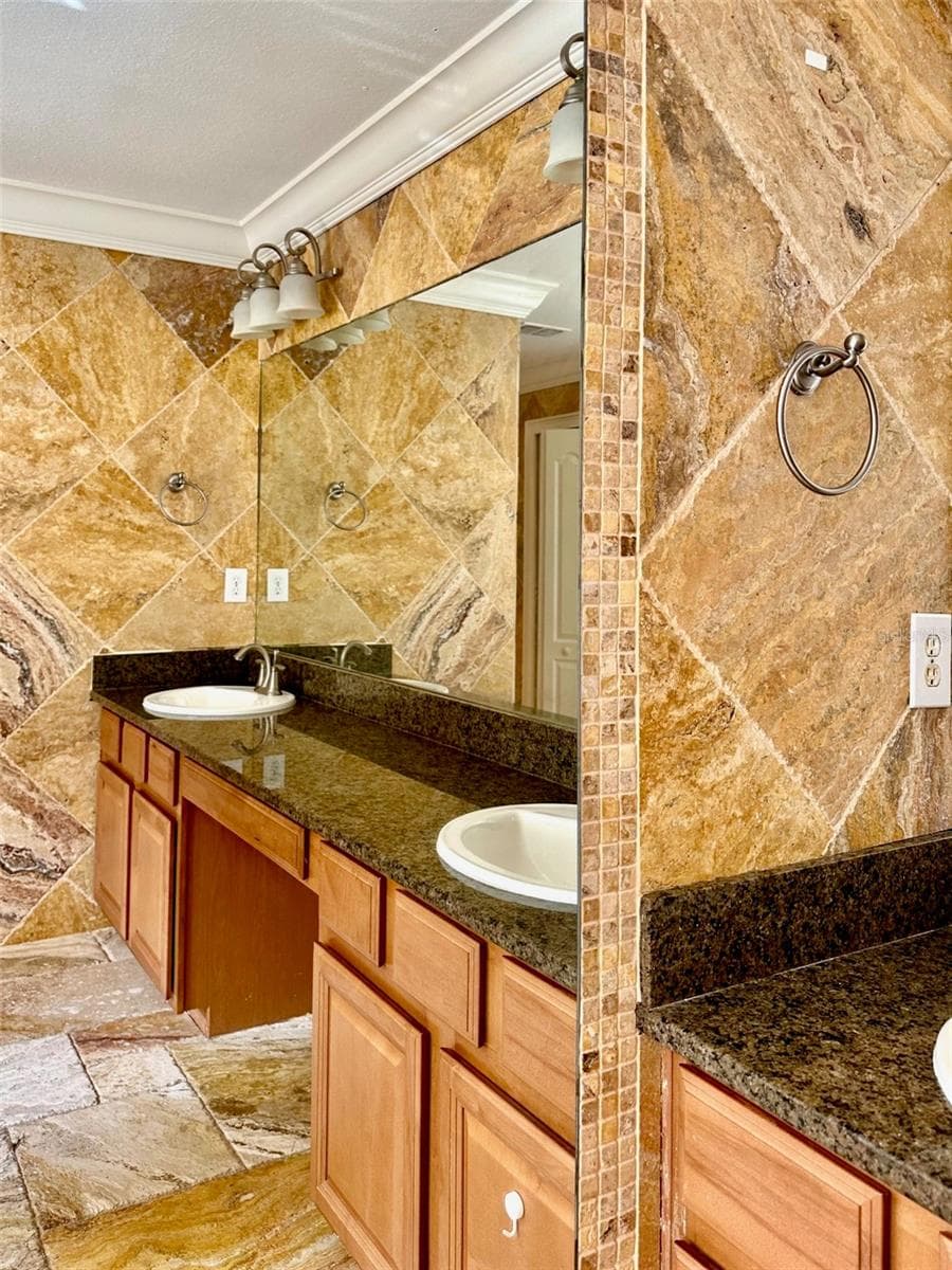 2904 TRINITY COTTAGE DRIVE — photo 54 of 58