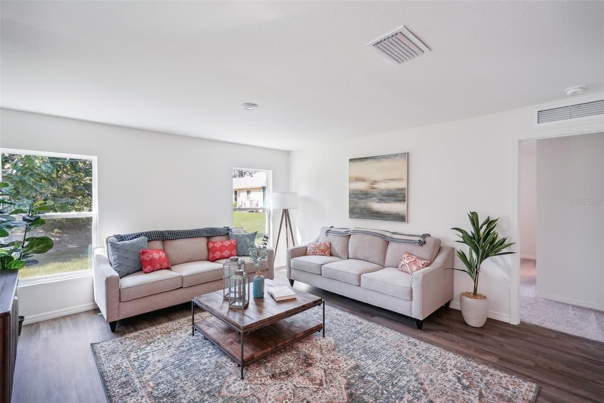 6084 KNOLLWOOD DRIVE — photo 14 of 34