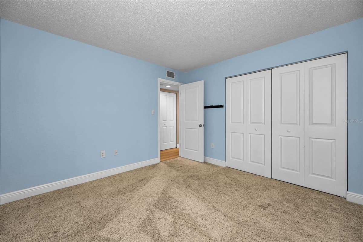 1324 PASADENA AVENUE — photo 33 of 58