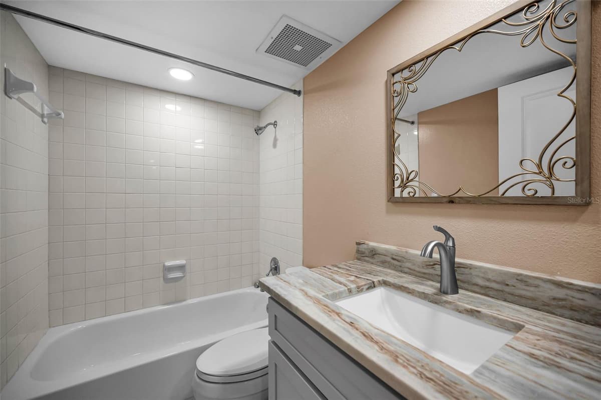1324 PASADENA AVENUE — photo 34 of 58