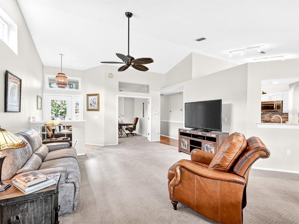 4322 EDENROSE WAY — photo 4 of 63